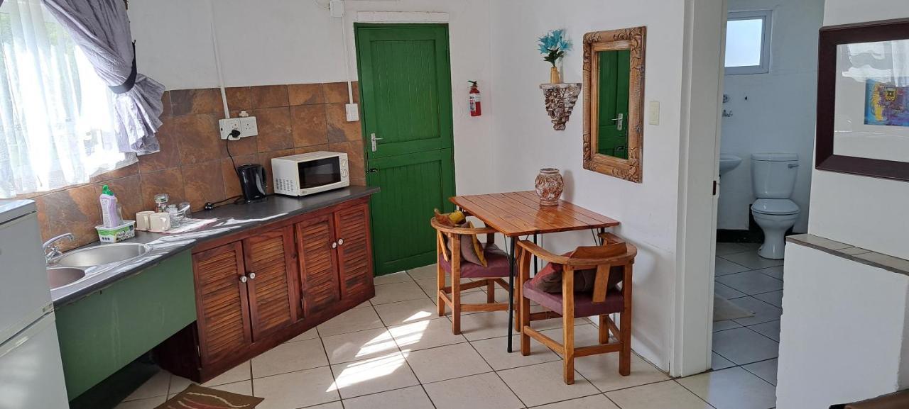 Purple House B&B Smithfield Екстериор снимка
